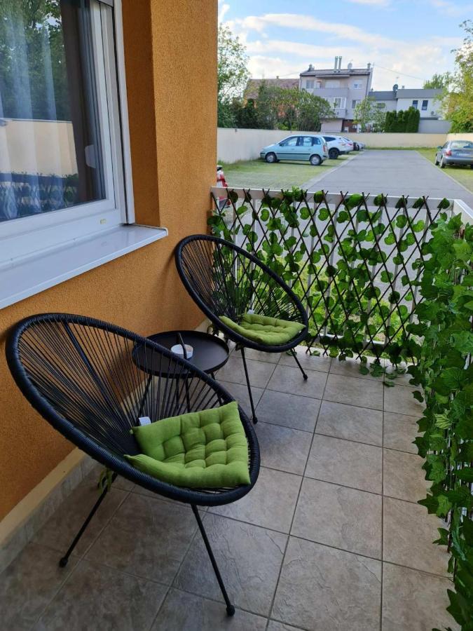 Apartman Vinyl - Self Chek-In Osijek Exterior foto